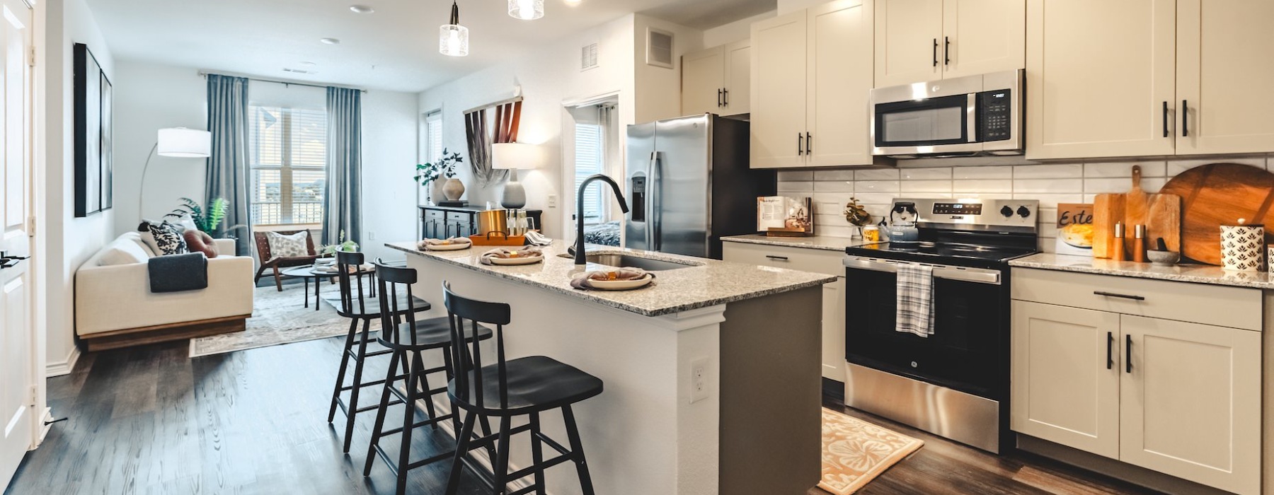 Upscale Apartment & Townhome Floorplans in Leander, TX